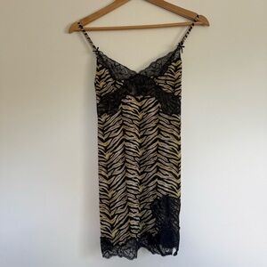 NWT Victoria’s Secret slip tiger print lingerie Size: Small